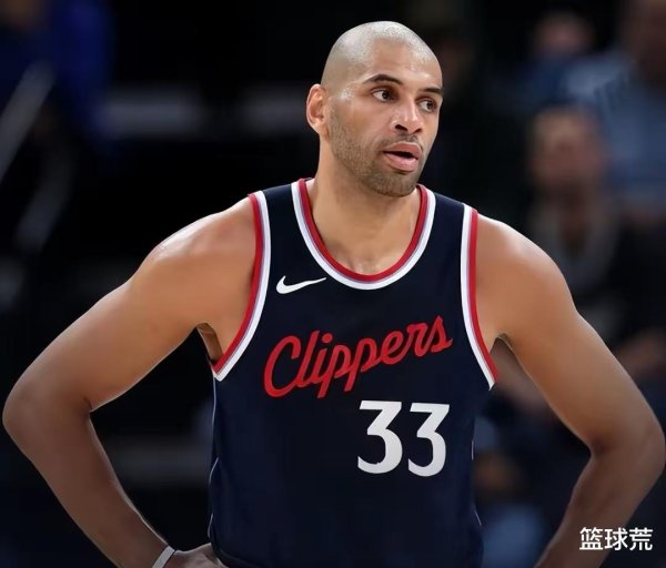 Pelinka quá đáng khinh! Lan truyền các chấn thương DFS, buộc anh ta phải giảm giá, Rockets đã có cơ hội săn trộm, muốn đuổi theo năm người để bù đắp cho nó