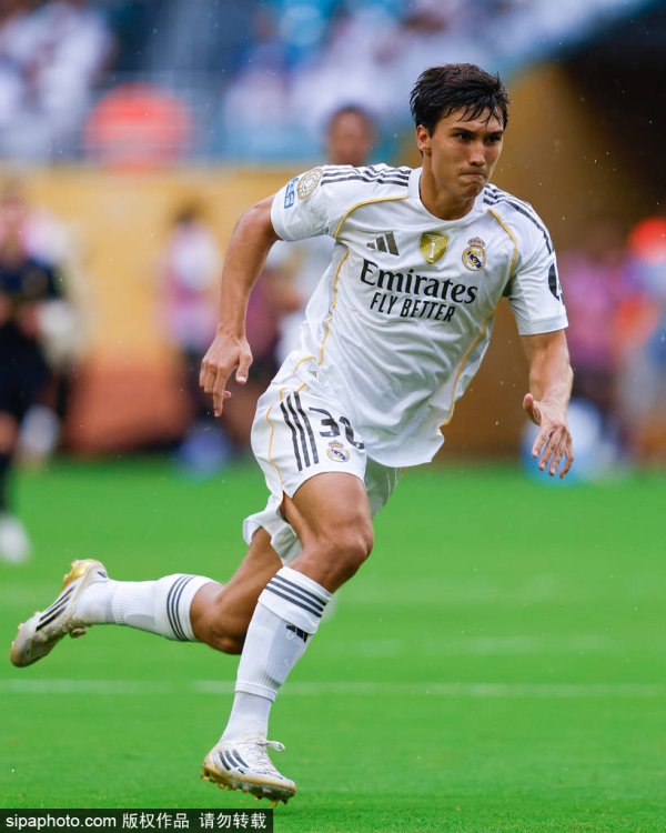 Tiền đạo của Real Madrid Gonzalo có thể tham gia Getafe. Bí ẩn nào được ẩn đằng sau nó?